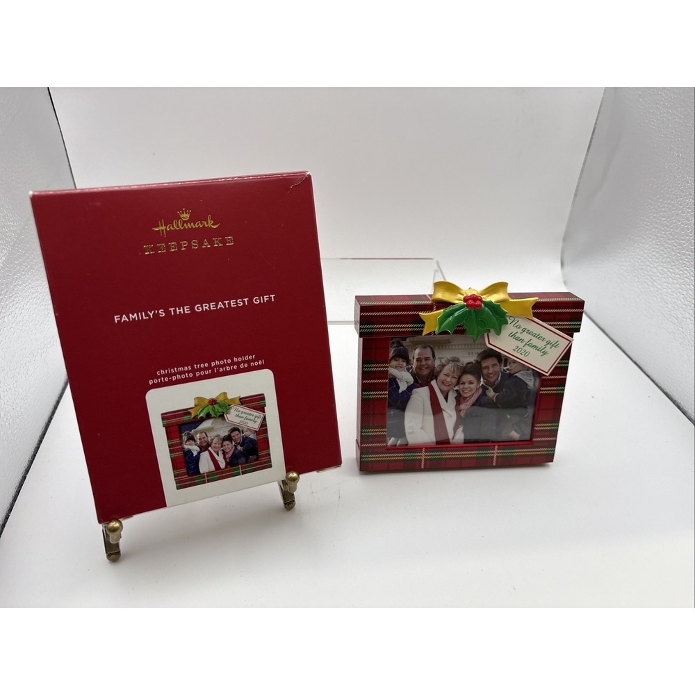 2020~Hallmark Keepsake Ornament~Family's  The Greatest Gift Photo Holder~NIB
